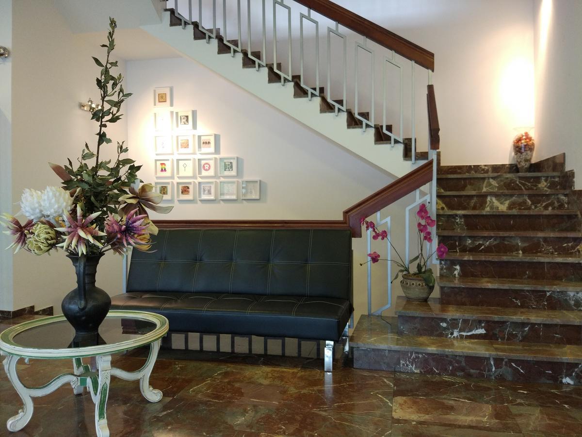 Hotel Los Rosales Almazcara Exterior photo